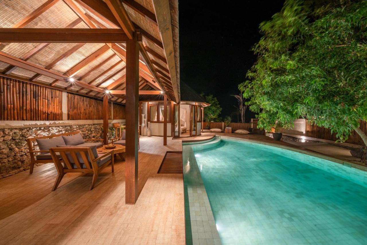 נוסה-למבונגן Blue Lagoon Avia Villas מראה חיצוני תמונה