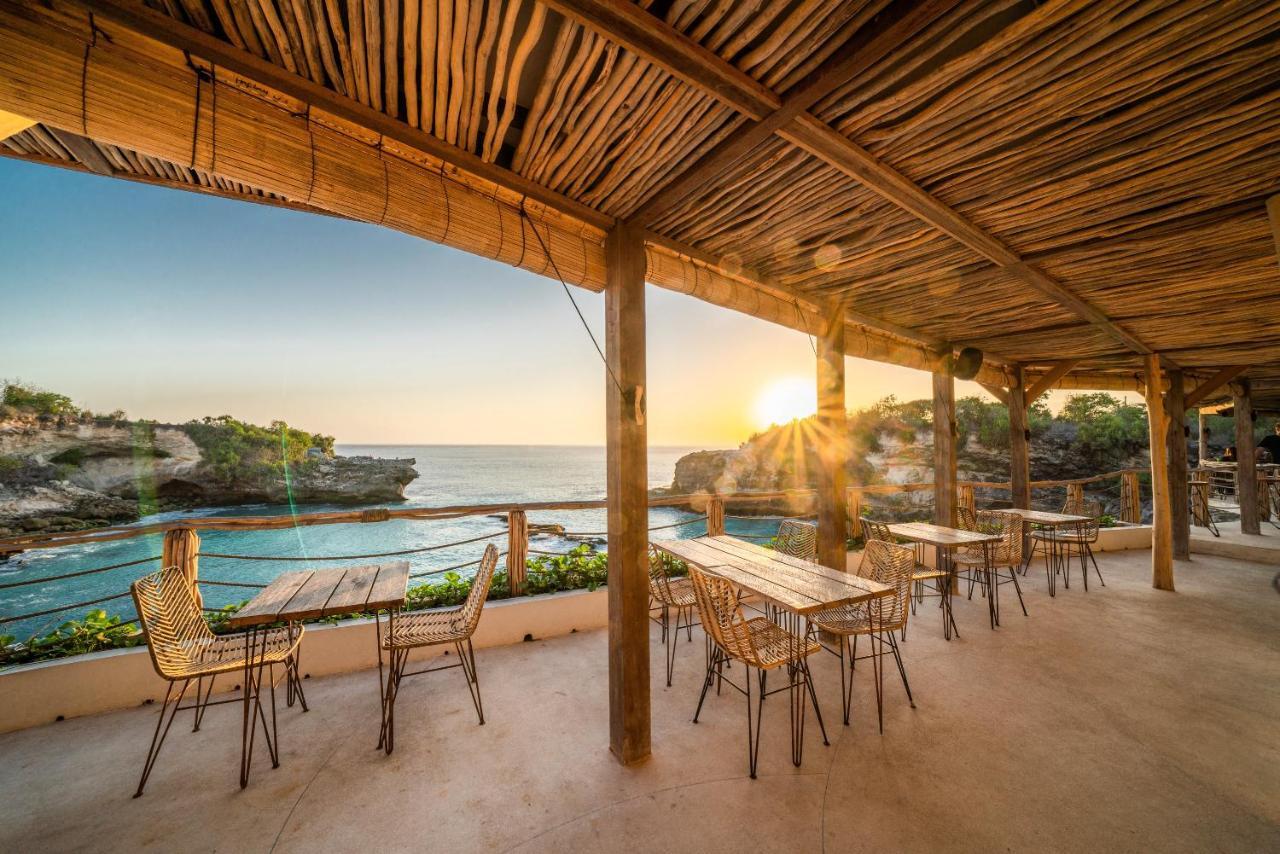 נוסה-למבונגן Blue Lagoon Avia Villas מראה חיצוני תמונה