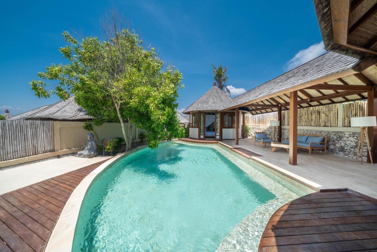 נוסה-למבונגן Blue Lagoon Avia Villas מראה חיצוני תמונה